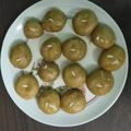 Priya Sharma का कुकस्नैप जब उन्होंने बेसन के लड्डू(besan k laddu recipe in hindi) बनाया था।