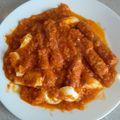 El cooksnap de gaditano703 cuando hizo Salchichas frescas con tomate y huevo.