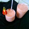 Shannon 's cooksnap of when they made Strawberry Banana Apple Smoothie.