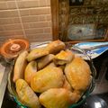 Cooksnap από Ioulia -Juliana. στη συνταγή Λαχταριστά πατατοπιτάκια με ζύμη-έκπληξη: Μια λιχουδιά για όλες τις ώρες