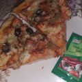  KK 's cooksnap of when they made Chicken Tikka With Mushroom Pizza 🍕.