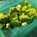 El cooksnap de Marieta cuando hizo Brocoli al vapor en estuche de Lékué.