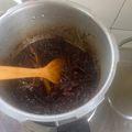 Cooksnap Muhammad taufid Khalid semasa beliau membuat Daging Masak Hitam.
