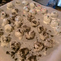 jackie.vandyne.3's cooksnap of when they made Chocolate Oreo Truffle Balls.
