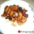 dcroula's cooksnap of when they made Χταπόδι στο φούρνο (στο φούρνο ;;;) με πατάτες.
