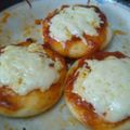 rosa tadaki's cooksnap of when they made skye's parmesan & garlic thin crust pizza.