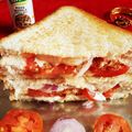  Mrinalini Sinha का कुकस्नैप जब उन्होंने चिली चीज़ सैंडविच (Chilli cheese sandwich recipe in hindi) बनाया था।