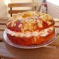 El cooksnap de Toni Martín cuando hizo Roscón de Reyes 2025 v2: Con almendra y azúcar y relleno de nata.