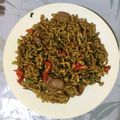 Cooksnap dari Laila Unyil untuk resep Mie Goreng Burung Dara Sosis dengan sayur pakcoy