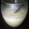 Cooksnap dari Nentin R Noerkhazanna untuk resep Banana Smoothies