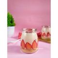 Cooksnap dari irani nara untuk resep Yogurt Parfait Strawberry dengan Biskuit Gandum