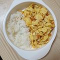 Cooksnap dari Riska Julianty untuk resep MPASI 11 BulanNasi & Telur Orak-Arik[Nasi, Telur Ayam, Tahu & Tomat]