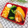 May 的 懶人微波料理:鮭魚肉片佐鮮蔬（3分鐘） cooksnap