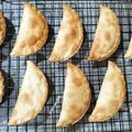El cooksnap de Encar cuando hizo Vol-au-vent de queso con hierbas, alcaparras y perlas de salmón.