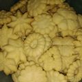 Cooksnap dari bunda aira untuk resep Kue semprit (ekonomis)