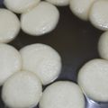Rina Khan's cooksnap of when they made রসগোল্লা(Rasogolla recipe in Bengali).