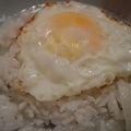 El cooksnap de Daniela Sol Dll cuando hizo Clásico arroz con cebolla y huevo frito (Fácil, SÚPER ECONÓMICO y en 30 minutos).