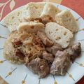 Jolika Marsalik-Bökényi Cooksnap-ja, amikor elkészítette a(z) Káposztaágyon főtt gőzgombóc sült oldalassal receptet.