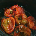El cooksnap de Maria de la Montaña Julian Caballero cuando hizo Pimientos Rojos asados en Olla de Cocción Lenta.