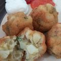 Cooksnap dari Cory Rahmaniah untuk resep Bitterballen Macaroni Kentang & Keju Gurihhh / Bola-bola Ragout