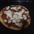 Cooksnap dari Esti Septiyanih untuk resep Pizza Topping Sosis Ayam (dough : teh Ricke)