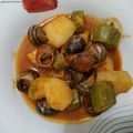 Cooksnap από Αλεξάνδρα Τσαρκου στη συνταγή Χοχλιοί κοκκινιστοί με πατάτες και κολοκυθάκια
