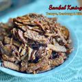 Cooksnap Sesimple Loralin semasa beliau membuat Sambal ikan bilis, kentang dan tempe.