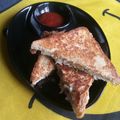 Sneha jha का कुकस्नैप जब उन्होंने आलू मटर का सैंडविच (aloo matar ka sandwich recipe in Hindi) बनाया था।