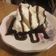 El cooksnap de Aaruu Picchi cuando hizo Brownie con helado y salsa de chocolate.