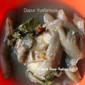 Cooksnap Dapur Yusfarisyia semasa beliau membuat Asam Pedas Sayur Keladi.