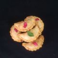 Sunita Vaghela's cooksnap of when they made ઘૂઘરા (Ghughra Recipe in Gujarati).