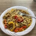 صورة من Resal kim Abotareef، شاركها بعد تجربة وصفة -مكرونه كانتون الصينيه 🥡🥢!