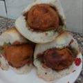 Niyati Mehta's cooksnap of when they made પાઉં વડા (Pav Vada Recipe In Gujarati).