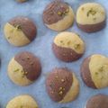 Cooksnap από Παολα στη συνταγή Κουλουράκια δίχρωμα με κακάο