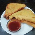 Aruna Thapar's cooksnap of when they made Bread Pakoda.