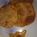 शशि केसरी का कुकस्नैप जब उन्होंने चना दाल स्टफ़ कचौड़ी (Chana dal stuff kachodi recipe in Hindi) बनाया था।