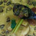 Cooksnap FZ Adzlin semasa beliau membuat Siput sedut masak lemak cili api berserta terung.