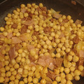El cooksnap de beatriz ruiz cuando hizo Garbanzos fritos con chorizo.