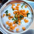 Mamta Shahu का कुकस्नैप जब उन्होंने आलू बूंदी रायता (Aloo Boondi Rayta recipe in Hindi) बनाया था।