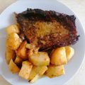 Cooksnap από Μαρία Δασκαλάκη στη συνταγή Χοιρινές μπριζόλες λεμονάτες με πατάτες στο φούρνο