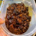 Cooksnap Ain Mohd Kitchen semasa beliau membuat Daging Dendeng Acik Normah.