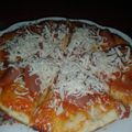 Cooksnap dari Wiwiqkanshlalu Shetya untuk resep PiZza Sosis anti gagal pke teflon..🙌🍰