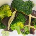 闕琪琪 的 涼拌雲耳綠花椰 cooksnap