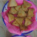 Hadia Anwar 's cooksnap of when they made Chicken samosa.