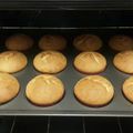 รูป Cooksnap ของ Kisdsada Yontarabrokin เมื่อเขาทำ Banana Muffin