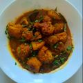 Oindrila Majumdar's cooksnap of when they made নিরামিষ ফুলকপির রেজালা(niramish phulkopir rezala recipe in bengali).