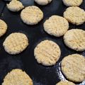 El cooksnap de Clara M. cuando hizo Galletitas de manteca de maní y coco.