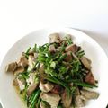 รูป Cooksnap ของ Liuliu Lapasrada เมื่อเขาทำ ดอกกุยช่ายผัดตับหมู