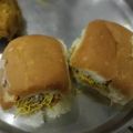 Aarti Dave का कुकस्नैप जब उन्होंने दाबेली (Dabeli recipe in hindi) बनाया था।