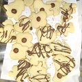 El cooksnap de maria belen suarez cuando hizo Galletas cookies crocantes con chips de chocolate.